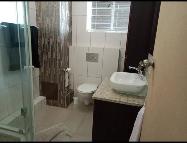 2 BEDROOM APARTMENT FOR SALE IN BEDFORD GARDENS